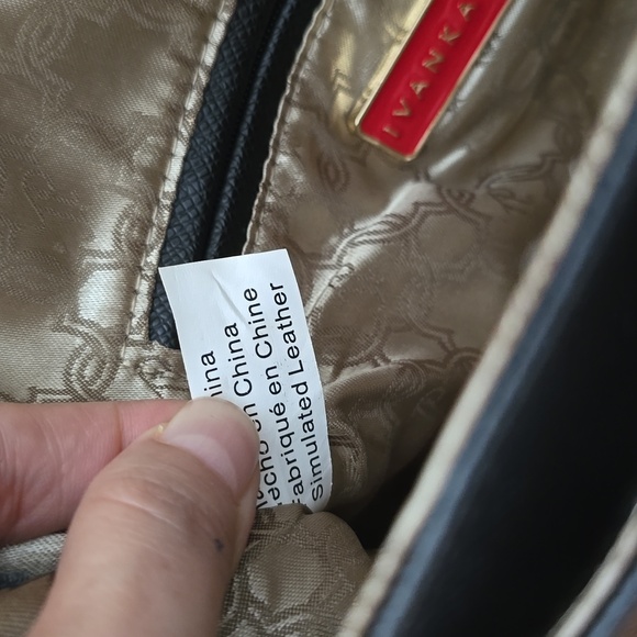 Purse - Picture 7 of 10